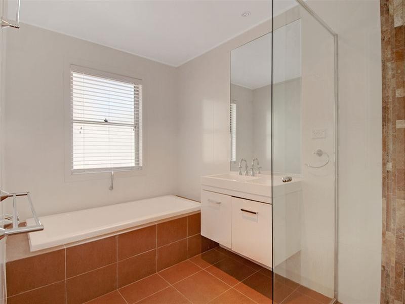 18 Hayman Crescent, Shell Cove NSW 2529