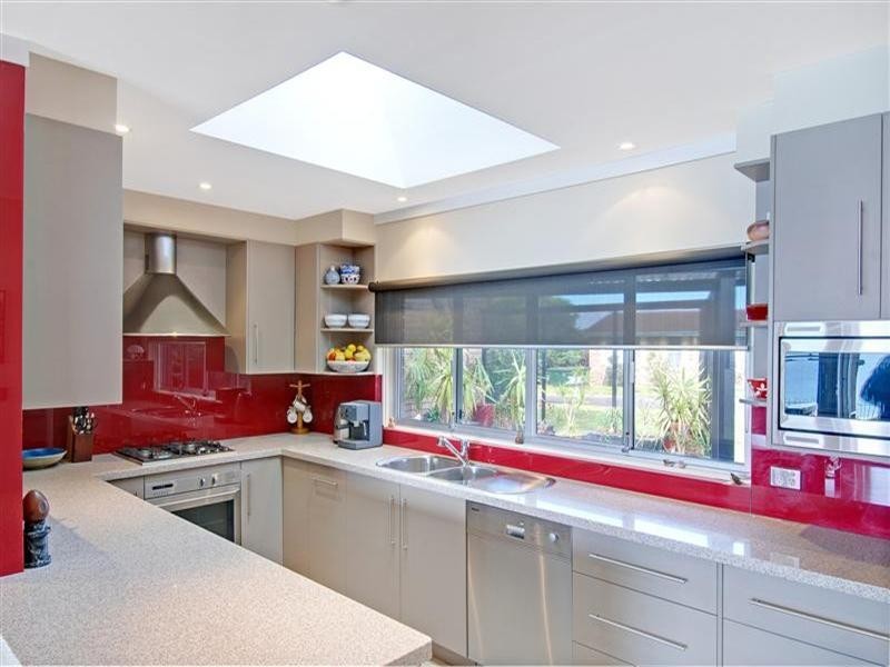 16 Cliff Drive, Kiama NSW 2533