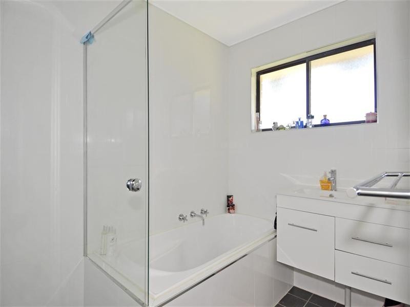 16 Meehan Drive, Kiama Downs NSW 2533