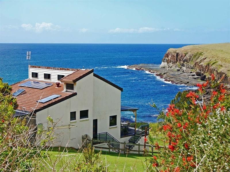 8 Elanora Road, Kiama Heights NSW 2533