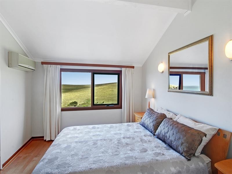 8 Elanora Road, Kiama Heights NSW 2533