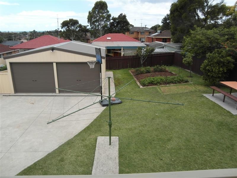 83 The Kingsway, Barrack Heights NSW 2528