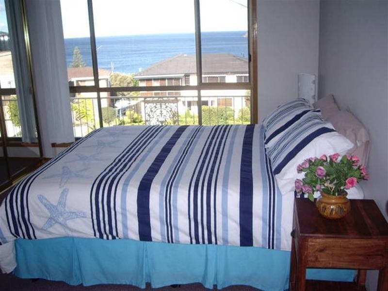 33 Eureka Avenue, Kiama Downs NSW 2533