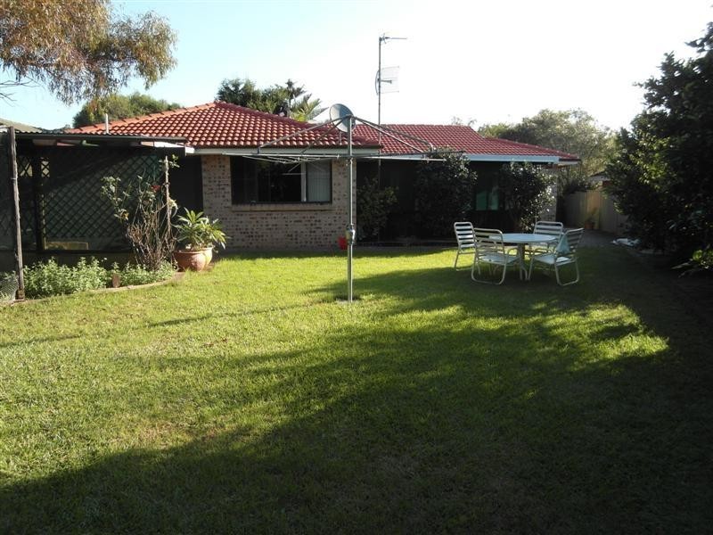 33 Hughes Crescent, Kiama Downs NSW 2533