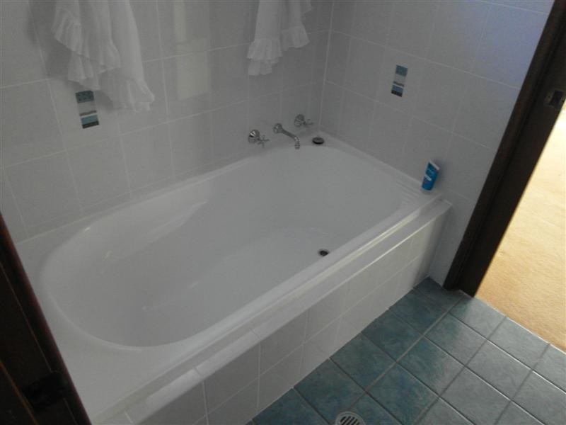 33 Hughes Crescent, Kiama Downs NSW 2533