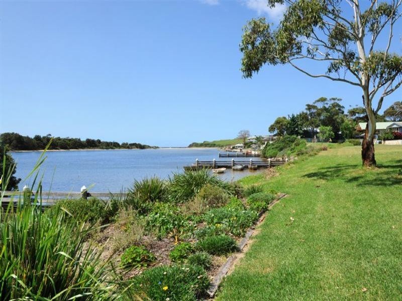92 Charles Avenue, Minnamurra NSW 2533