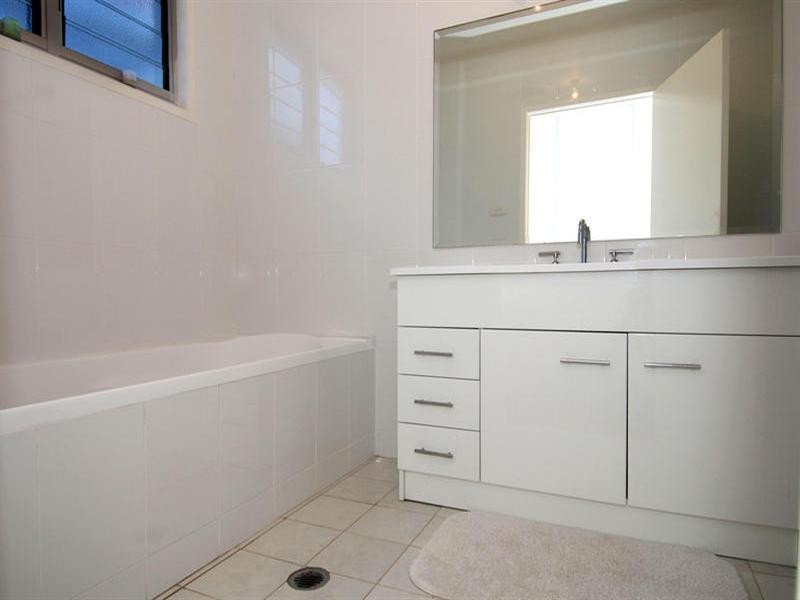 33 Minnamurra Street, Kiama NSW 2533