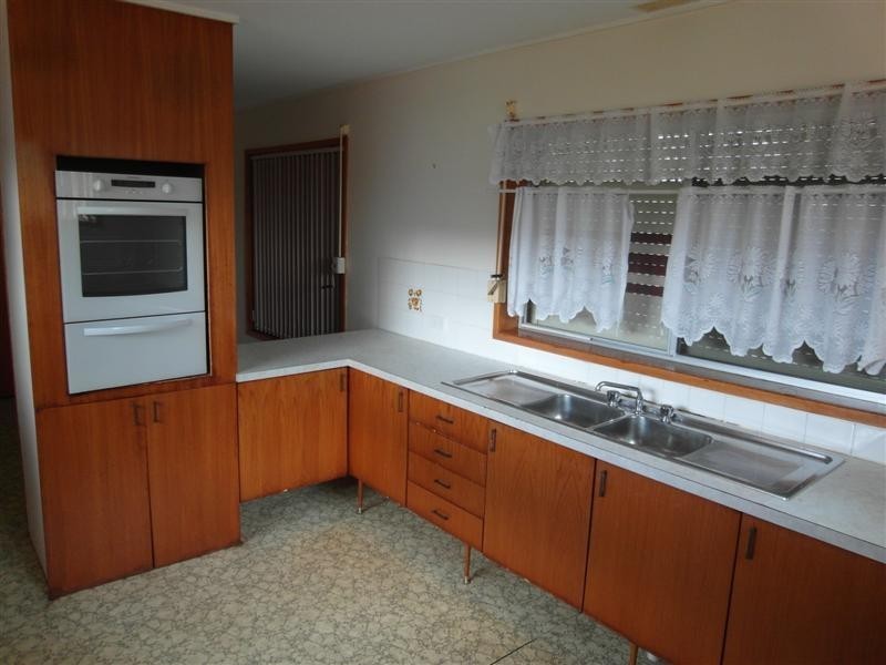 10 Brighton Street, Kiama NSW 2533