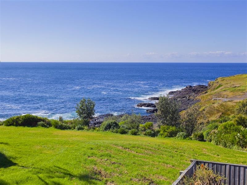 42 Boanyo Avenue, Kiama NSW 2533
