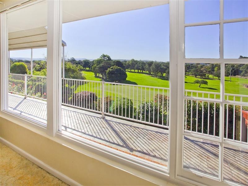 14 Golfers Parade, Kiama Downs NSW 2533