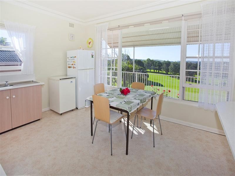 14 Golfers Parade, Kiama Downs NSW 2533