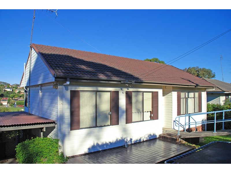 24 Holden Avenue, Kiama NSW 2533