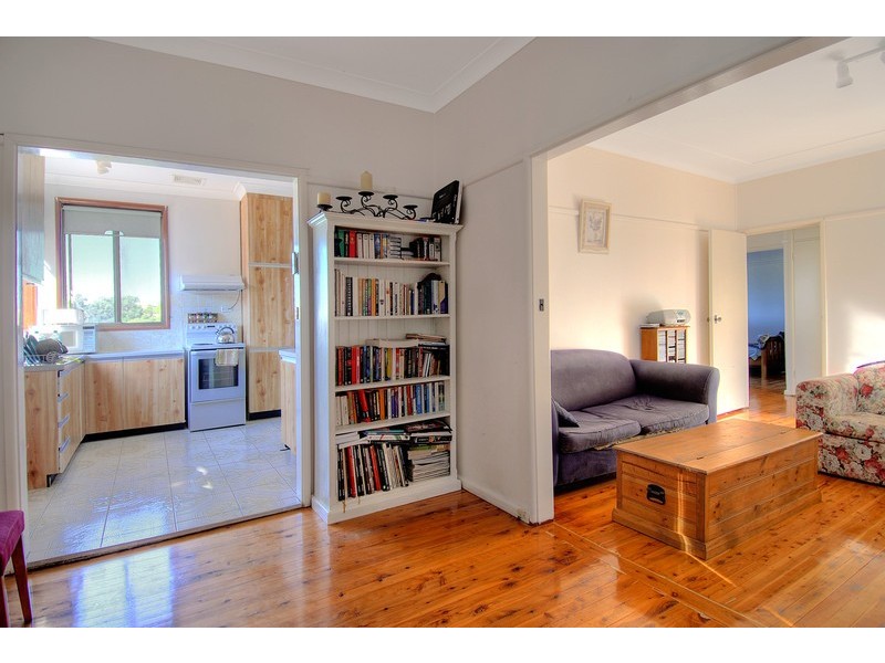 24 Holden Avenue, Kiama NSW 2533