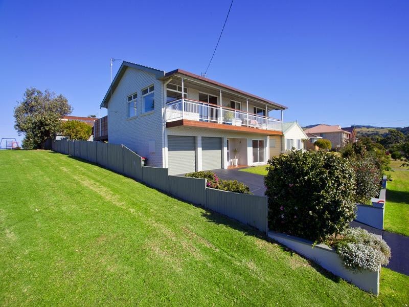 76 Attunga Avenue, Kiama NSW 2533