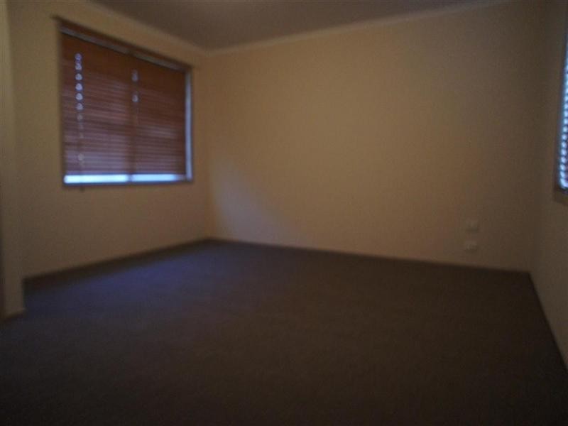 36 Hollings Drive, Kiama Downs NSW 2533