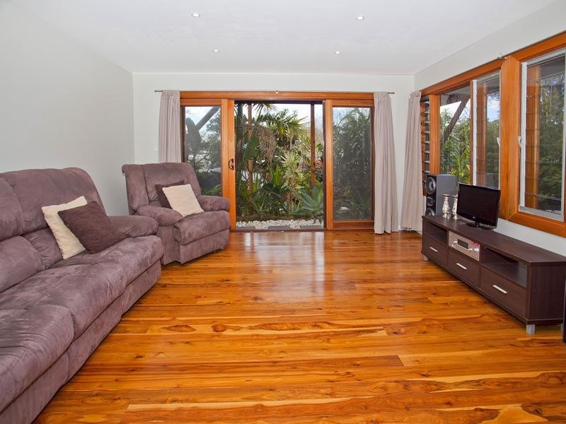 36 Riverside Drive, Kiama Downs NSW 2533