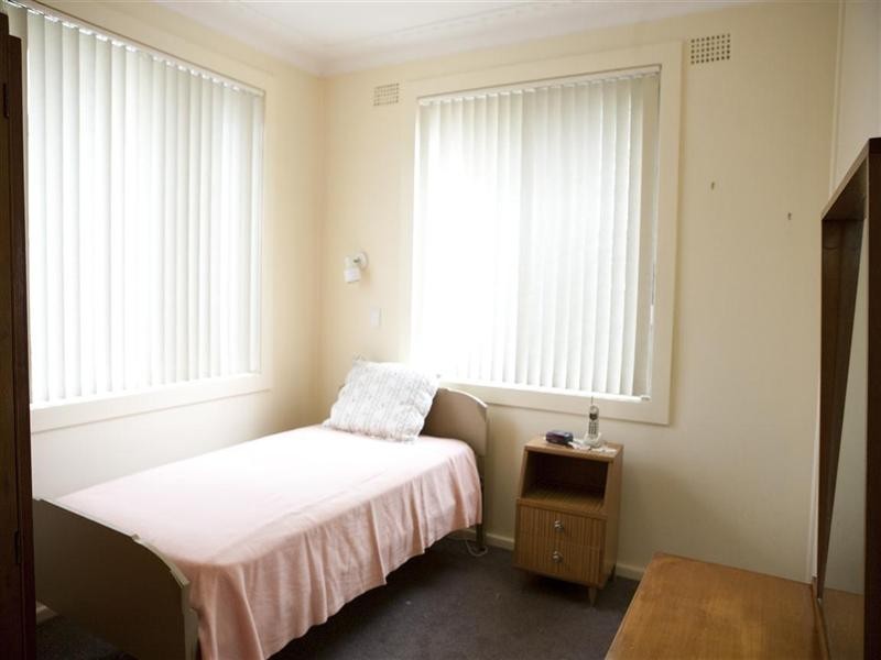 31 McGregor Avenue, Barrack Heights NSW 2528