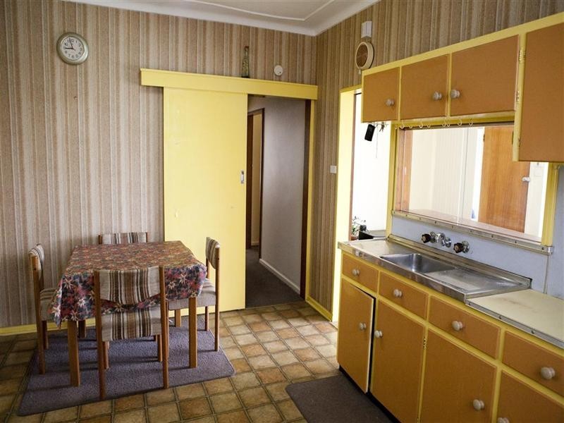 31 McGregor Avenue, Barrack Heights NSW 2528