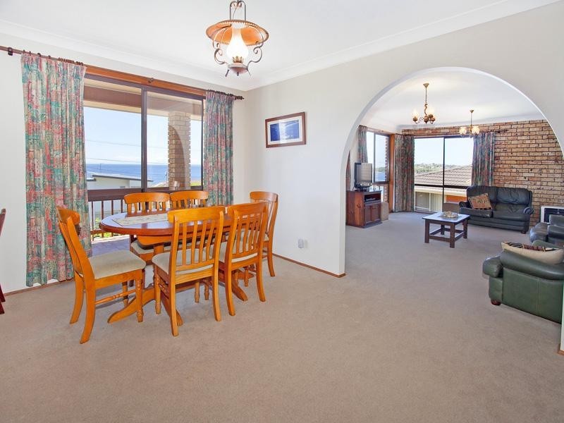 77 Johnson Street, Kiama Downs NSW 2533