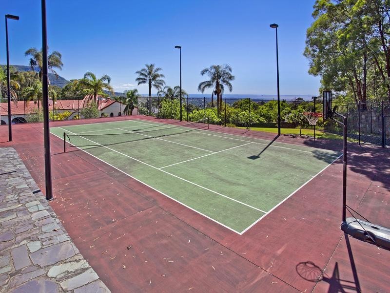 65 Wellington Drive, Balgownie NSW 2519