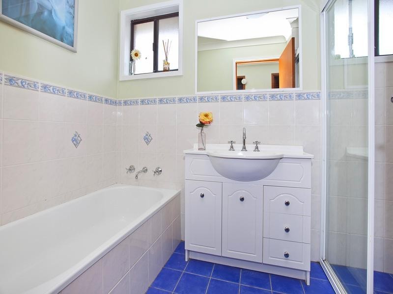 9 Hoskings Crescent, Kiama Downs NSW 2533