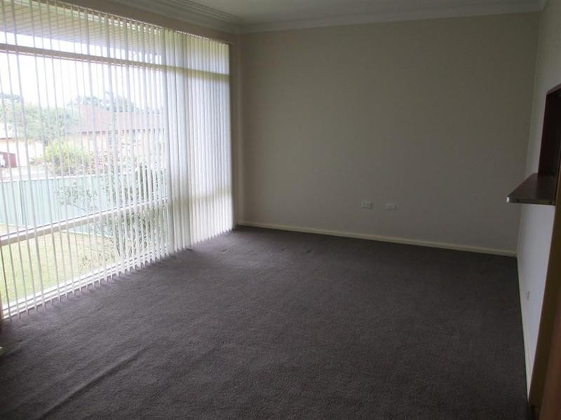 31 McGregor Avenue, Barrack Heights NSW 2528