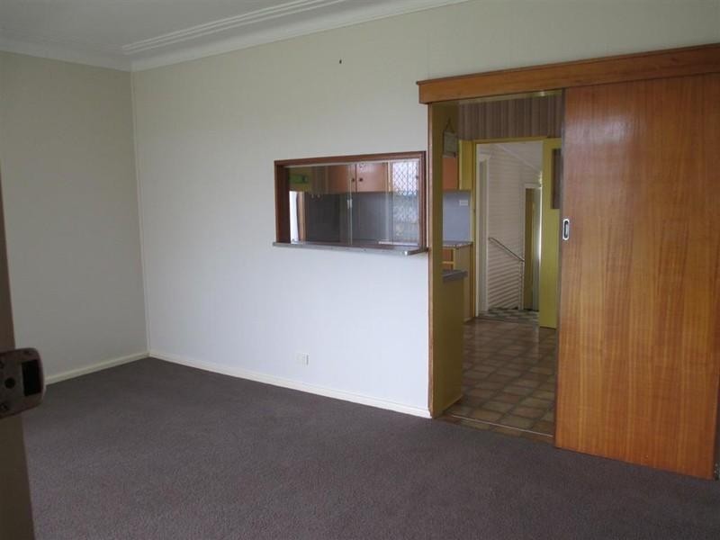 31 McGregor Avenue, Barrack Heights NSW 2528