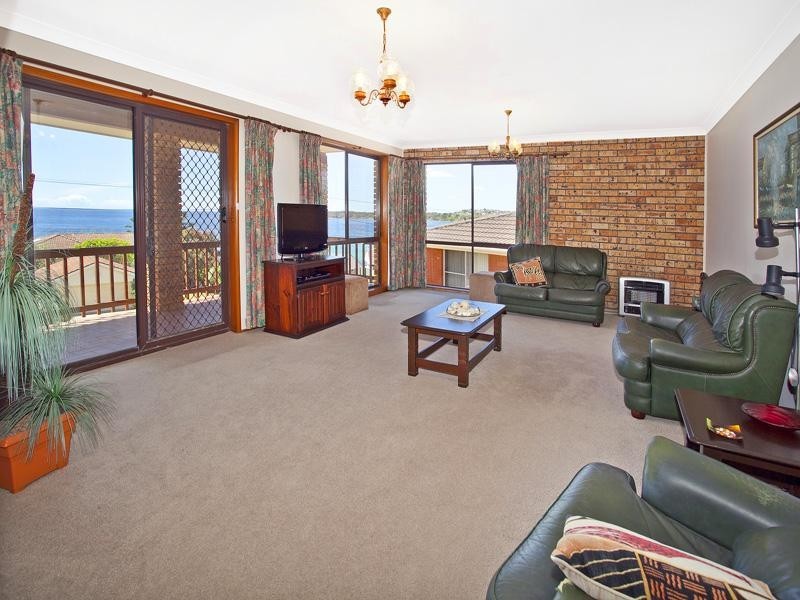 77 Johnson Street, Kiama Downs NSW 2533