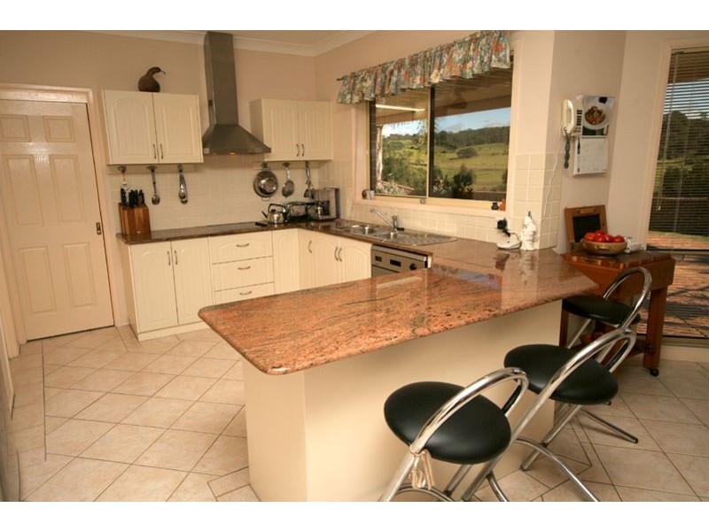 5 Fuller Drive, Dunmore NSW 2529