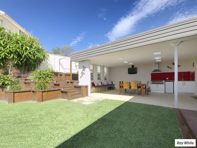 14 Tharkinna Avenue, Kiama NSW 2533