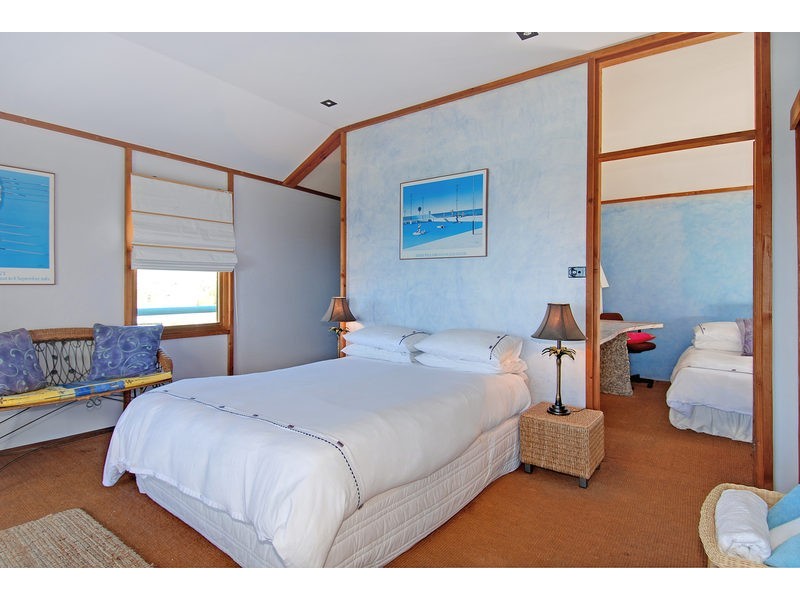 2 Pheasant Point Drive, Kiama NSW 2533