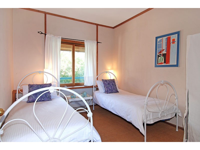 2 Pheasant Point Drive, Kiama NSW 2533