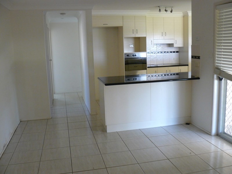 8 Julia Place, Moree NSW 2400