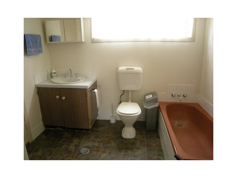 27 Gwydir Street, Moree NSW 2400