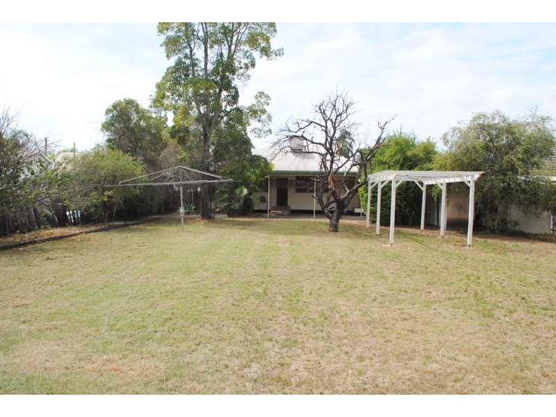 303 Balo Street, Moree NSW 2400
