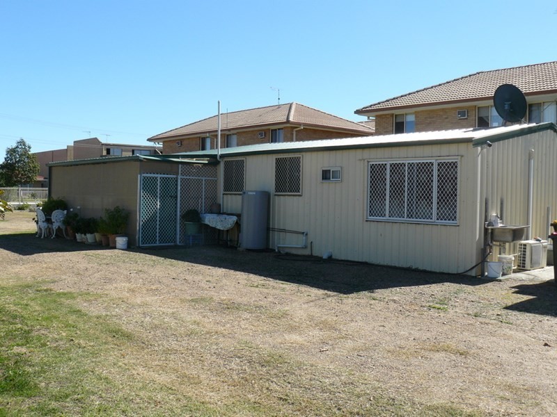 8 Dover Street, Moree NSW 2400