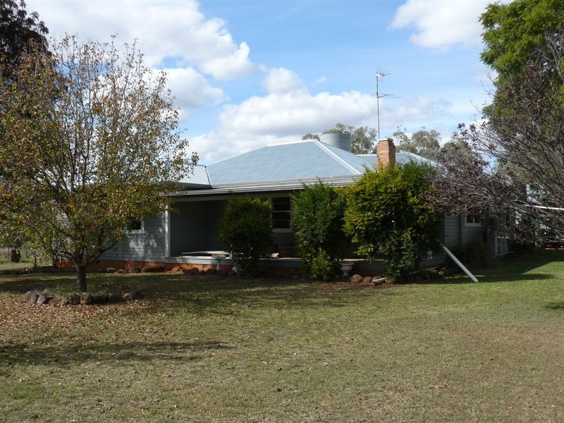 ” Araluen “, ” Finschaffen “, ” Kiaora East “, Bingara NSW 2404