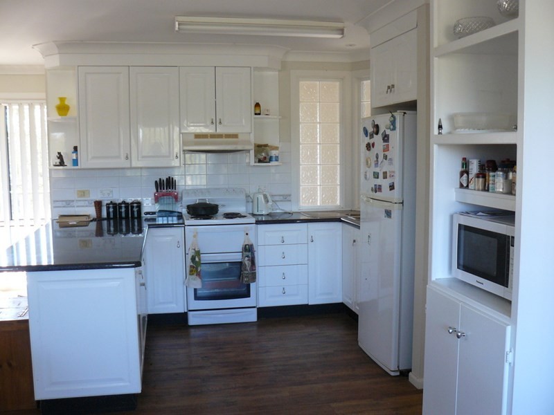 8 Kirkby Avenue, Moree NSW 2400