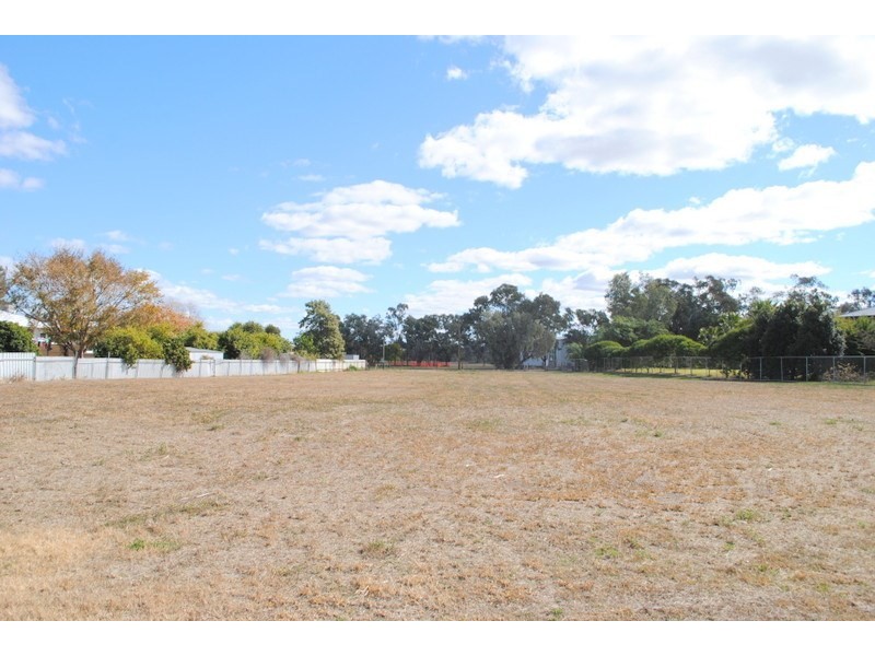 39 Kamilaroi Drive, Moree NSW 2400