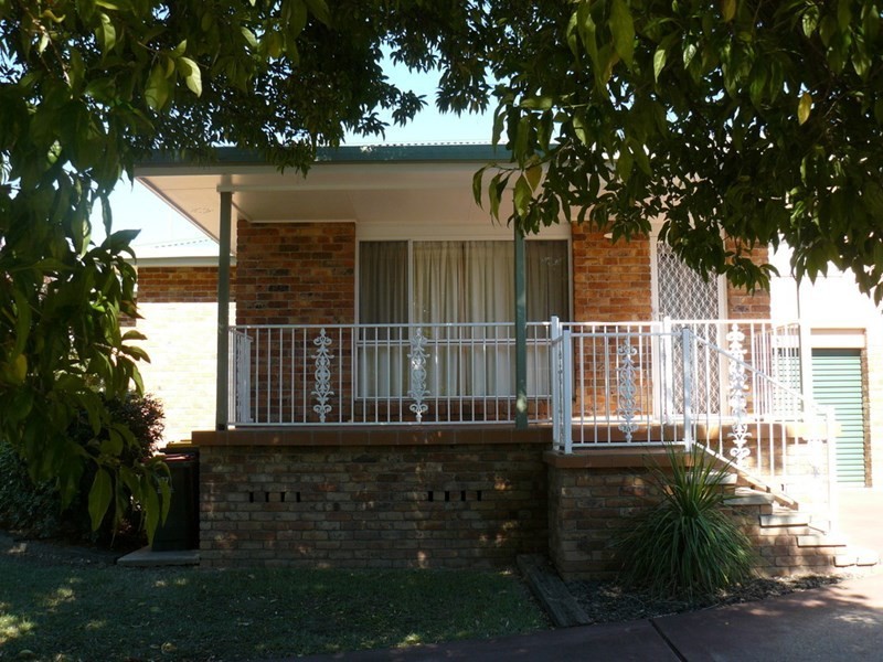 1/27 Balo Street, Moree NSW 2400