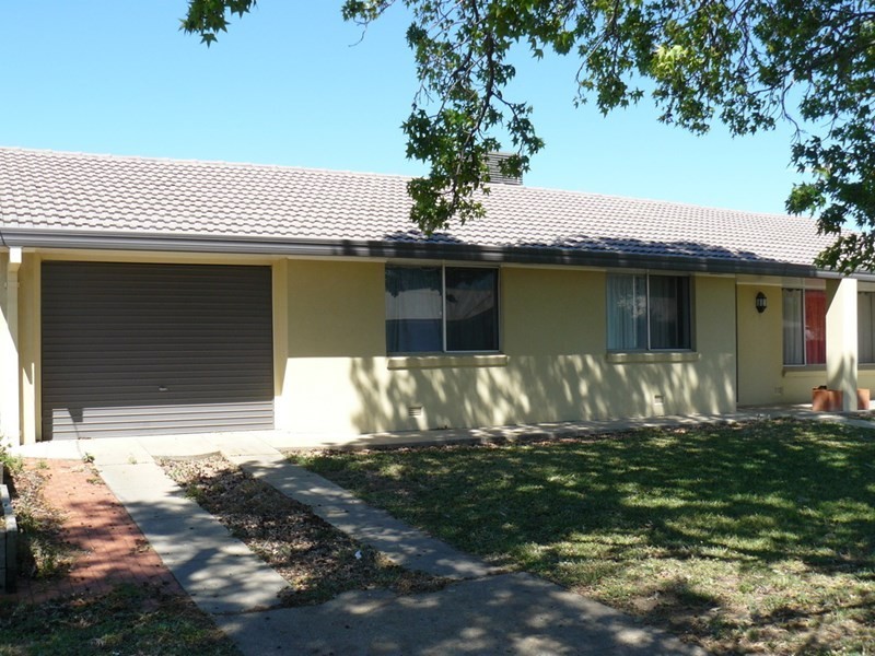 34 Mackenzie Street, Moree NSW 2400
