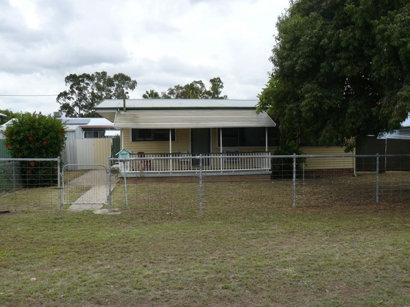 32 Adelaide Street, Moree NSW 2400