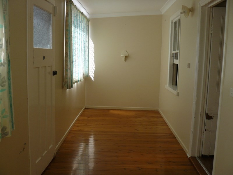 27 Oak Street, Moree NSW 2400