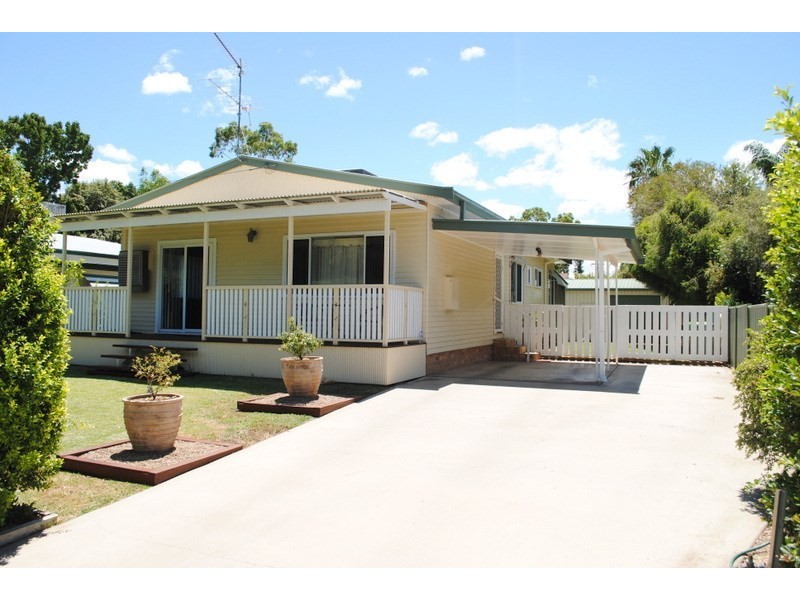 27 Drummond Street, Moree NSW 2400