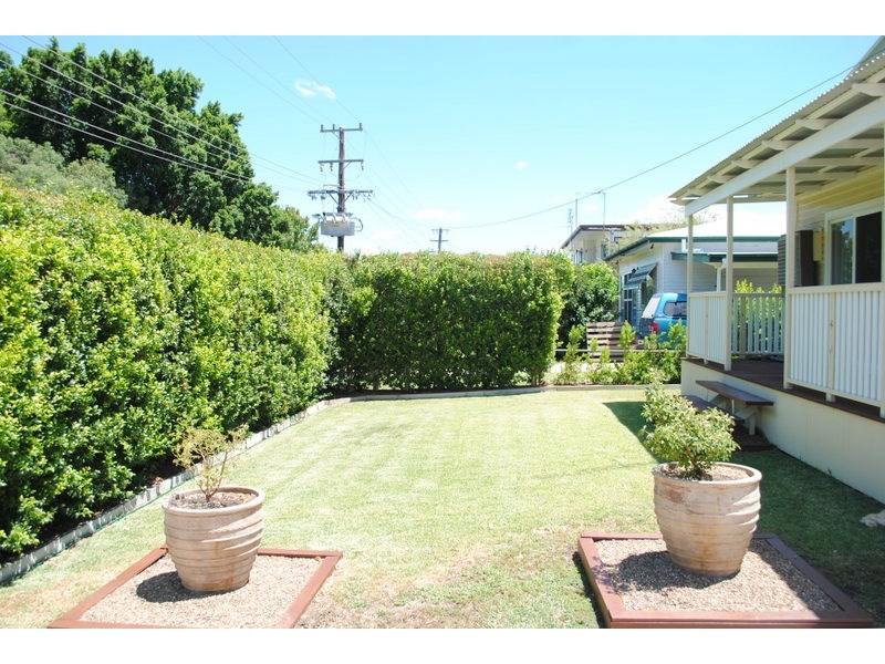 27 Drummond Street, Moree NSW 2400