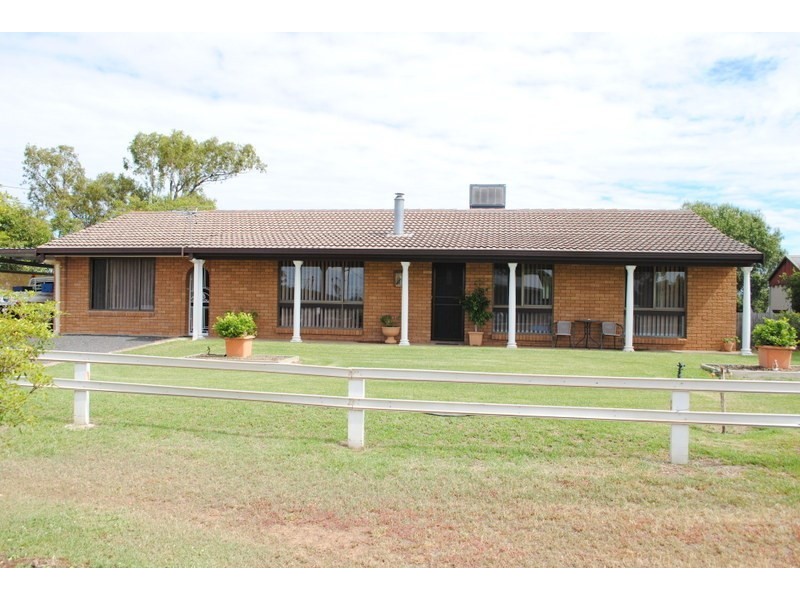 17 Moree Street, Ashley NSW 2400