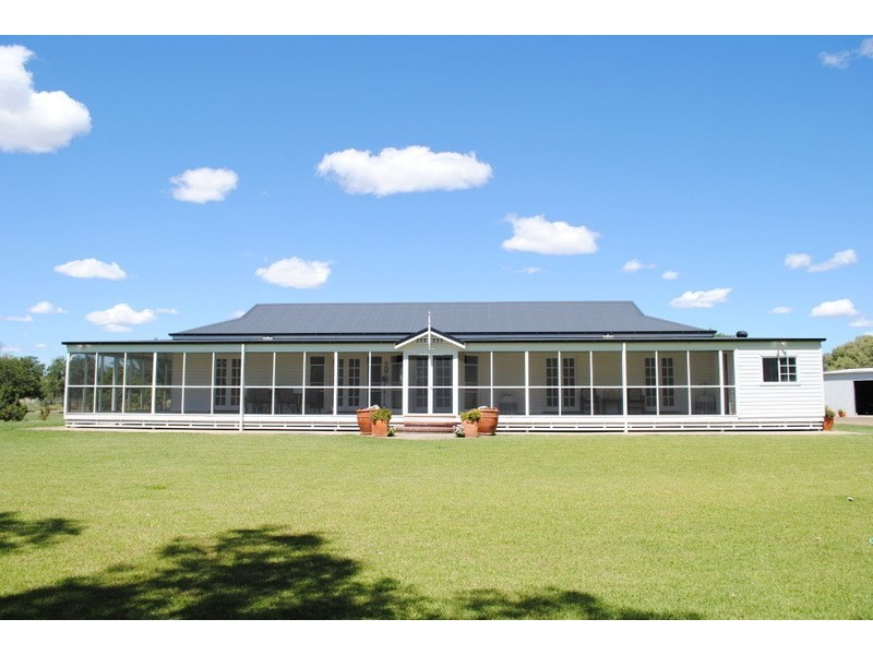 88 Kooroogamma Road, Moree NSW 2400