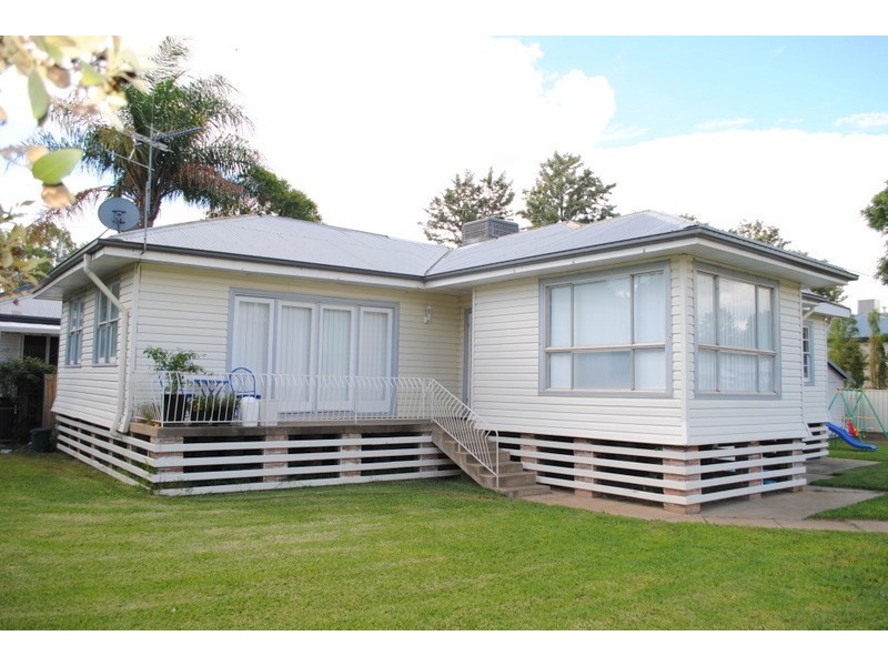 10 Ruse Street, Moree NSW 2400