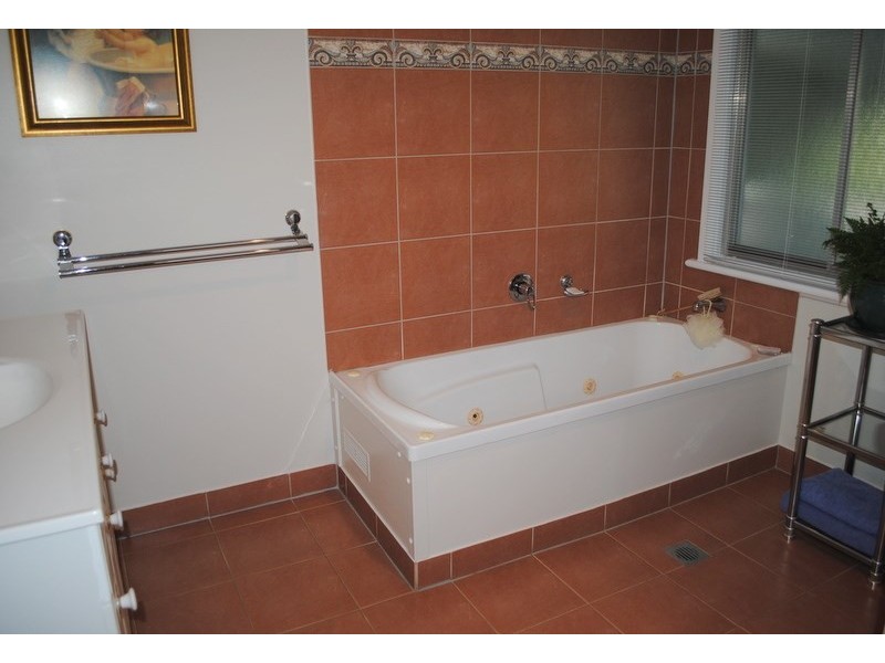 6 Edward Street, Moree NSW 2400