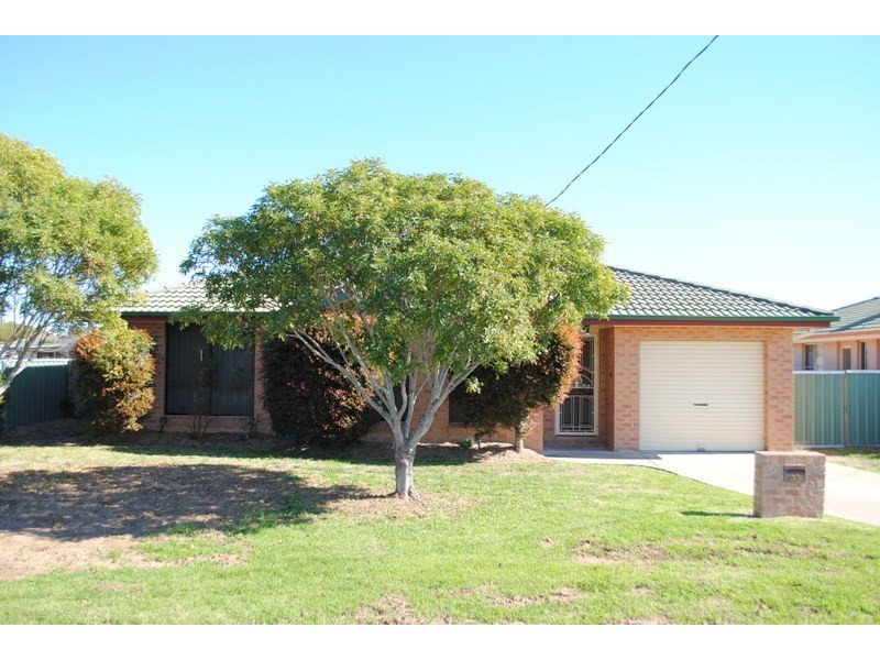 33 Brigalow Drive, Moree NSW 2400